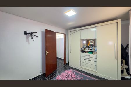 Casa para alugar com 54m², 2 quartos e 1 vaga