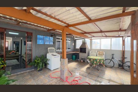 Casa para alugar com 54m², 2 quartos e 1 vaga