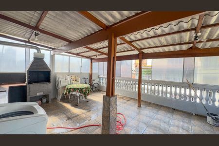 Casa para alugar com 54m², 2 quartos e 1 vaga