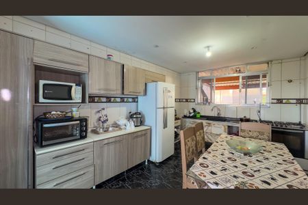 Casa para alugar com 54m², 2 quartos e 1 vaga Casa para alugar com 54m², 2 quartos e 1 vagaCozinha