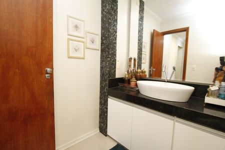 Apartamento para alugar com 104m², 3 quartos e 2 vagasBanheiro Social