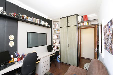 Apartamento para alugar com 104m², 3 quartos e 2 vagasQuarto 2
