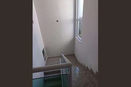 Casa à venda com 180m², 3 quartos e 5 vagas
