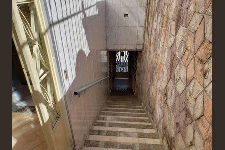 Casa à venda com 430m², 4 quartos e 4 vagas