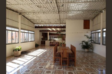 Casa à venda com 4 quartos, 430m² em Vila Penteado, São Paulo