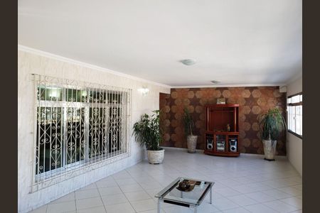 Casa à venda com 430m², 4 quartos e 4 vagas
