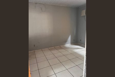 Quarto de casa para alugar com 3 quartos, 228m² em Vila Leopoldina, Duque de Caxias