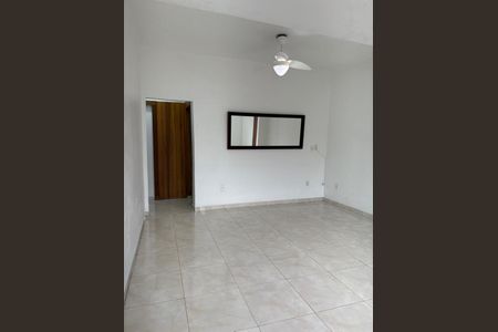 Sala de casa para alugar com 2 quartos, 72m² em Posse, Nova Iguaçu