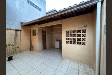 Casa de condomínio à venda com 60m², 2 quartos e 2 vagas