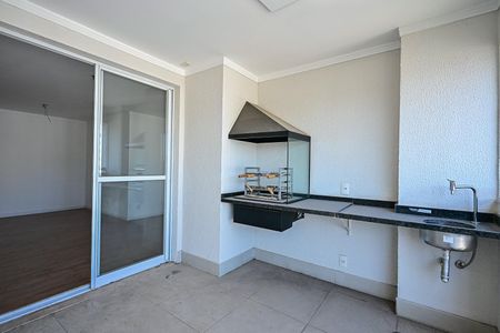 Apartamento à venda com 84m², 2 quartos e 2 vagasVaranda