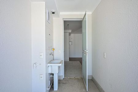 Apartamento à venda com 84m², 2 quartos e 2 vagasÁrea de Serviço 