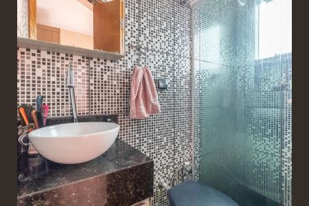 Casa à venda com 110m², 3 quartos e 2 vagas