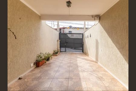 Casa à venda com 110m², 3 quartos e 2 vagas