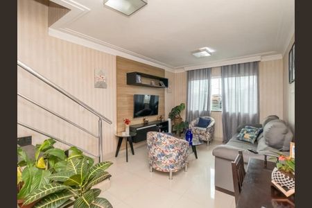 Casa à venda com 3 quartos, 110m² em Vila Boacava, São Paulo