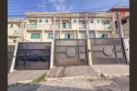 Casa à venda com 110m², 3 quartos e 2 vagas