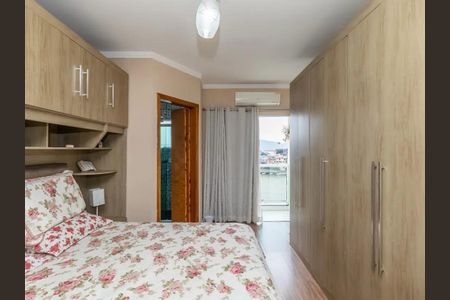 Casa à venda com 3 quartos, 110m² em Vila Boacava, São Paulo
