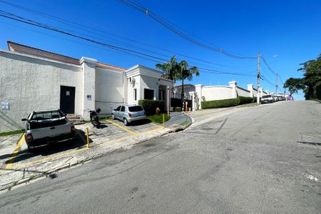 Casa de condomínio para alugar com 90m², 3 quartos e 2 vagasFachada Condomínio