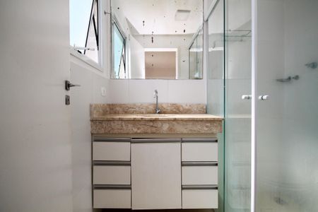 Casa de condomínio para alugar com 90m², 3 quartos e 2 vagasBanheiro Suíte