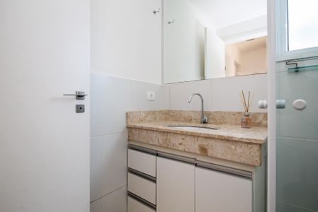 Casa de condomínio para alugar com 90m², 3 quartos e 2 vagasBanheiro Quartos