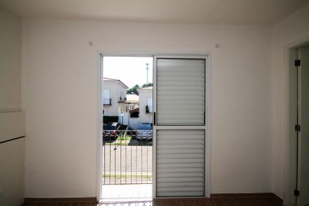 Casa de condomínio para alugar com 90m², 3 quartos e 2 vagasVaranda Suíte