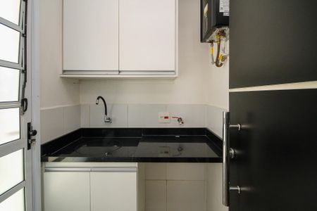 Casa de condomínio para alugar com 90m², 3 quartos e 2 vagasLavanderia