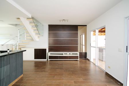 Casa de condomínio para alugar com 90m², 3 quartos e 2 vagasSala