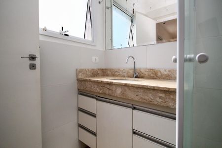 Casa de condomínio para alugar com 90m², 3 quartos e 2 vagasBanheiro Suíte