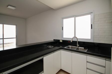 Casa de condomínio para alugar com 90m², 3 quartos e 2 vagasCozinha