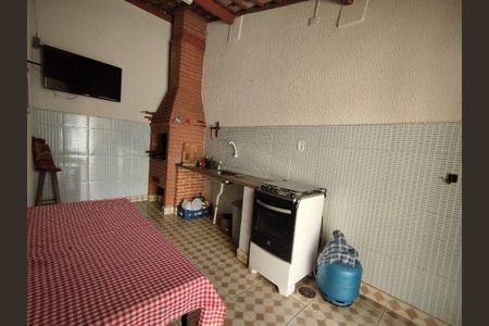 Casa à venda com 140m², 2 quartos e 2 vagas