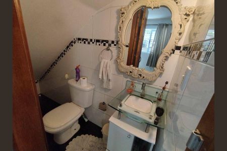 Casa à venda com 140m², 2 quartos e 2 vagas
