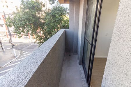 Apartamento para alugar com 36m², 2 quartos e sem vaga Apartamento para alugar com 36m², 2 quartos e sem vagaVaranda