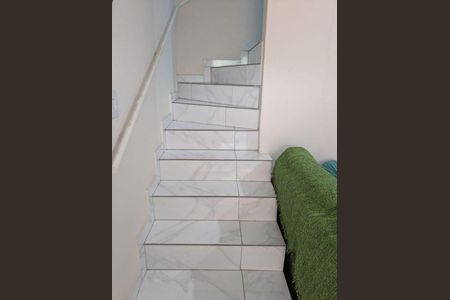 Casa à venda com 206m², 2 quartos e 2 vagas
