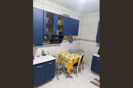Casa à venda com 206m², 2 quartos e 2 vagas