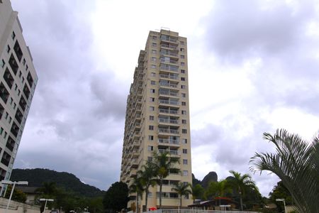 Apartamento à venda com 60m², 2 quartos e 1 vagaFachada