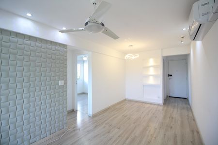 Apartamento à venda com 60m², 2 quartos e 1 vagaSala