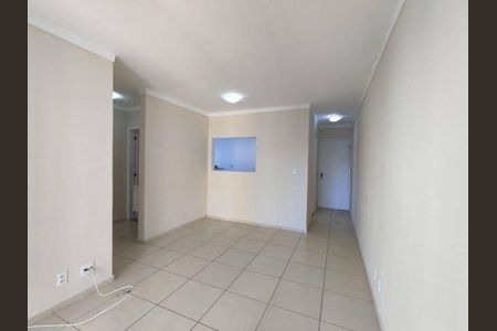Apartamento à venda com 70m², 3 quartos e sem vaga
