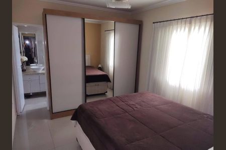 Casa à venda com 190m², 2 quartos e 2 vagas