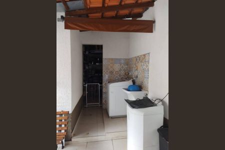 Casa à venda com 190m², 2 quartos e 2 vagas