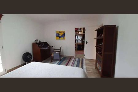 Casa à venda com 4 quartos, 308m² em Jardim Rosa Maria, São Paulo