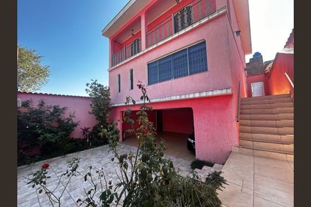 Casa à venda com 264m², 4 quartos e 5 vagas