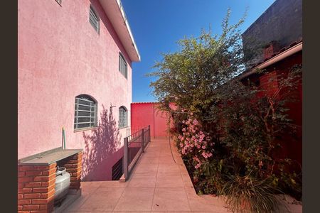 Casa à venda com 264m², 4 quartos e 5 vagas