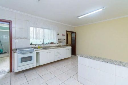 Casa à venda com 175m², 3 quartos e 4 vagas