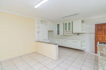 Casa à venda com 175m², 3 quartos e 4 vagas