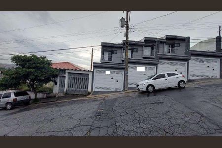 Casa à venda com 180m², 3 quartos e 4 vagas