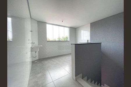 Casa à venda com 180m², 3 quartos e 4 vagas