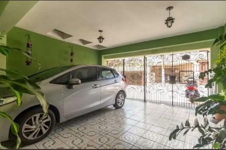 Casa à venda com 179m², 3 quartos e 2 vagas