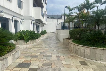 Apartamento à venda com 220m², 3 quartos e 3 vagas
