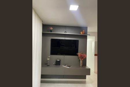 Apartamento para alugar com 80m², 2 quartos e 1 vaga