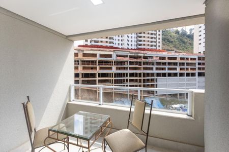 Apartamento para alugar com 80m², 2 quartos e 1 vaga