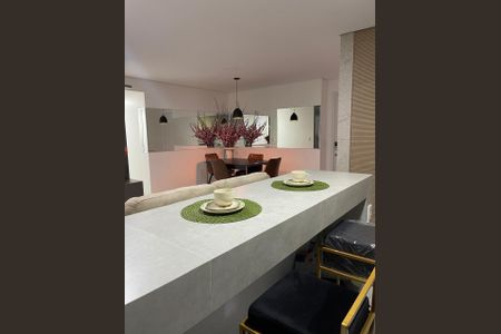 Apartamento para alugar com 80m², 2 quartos e 1 vaga